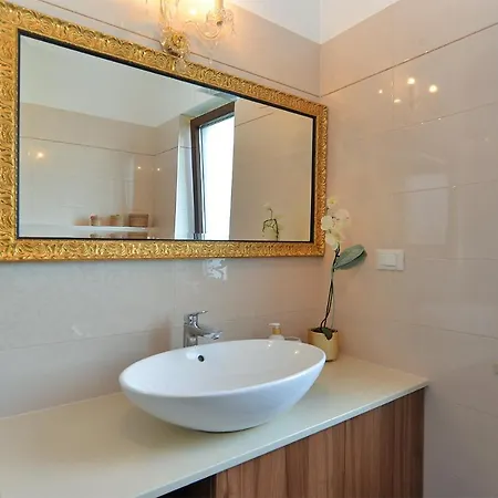 Apartament Marija 1089 *