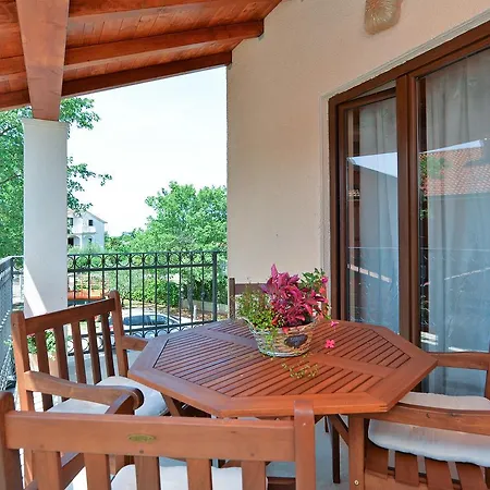 Apartamento Marija 1089 *